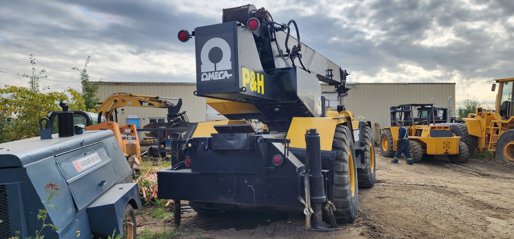 P&H Omega 20 Ton Rough Terrain Crane