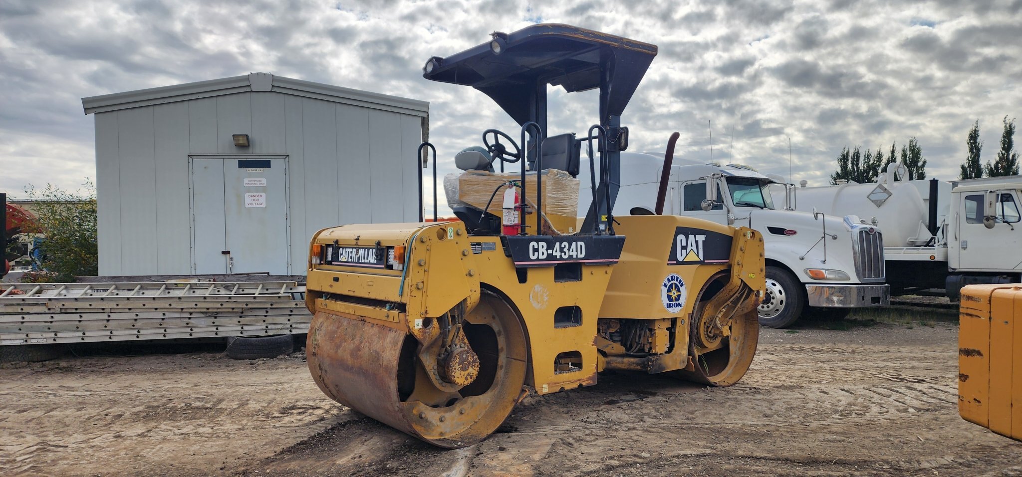 2005 Cat CB434D Double Drum Roller