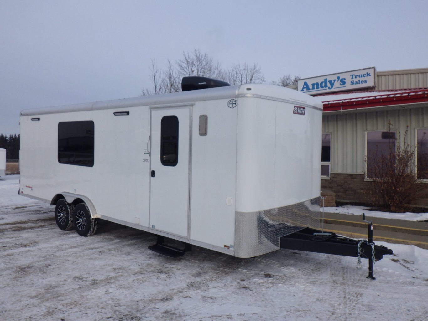 2026 CARGO MATE SILVER CROWN EDITION 8.5 X 24 OFFICE TRAILER #805330