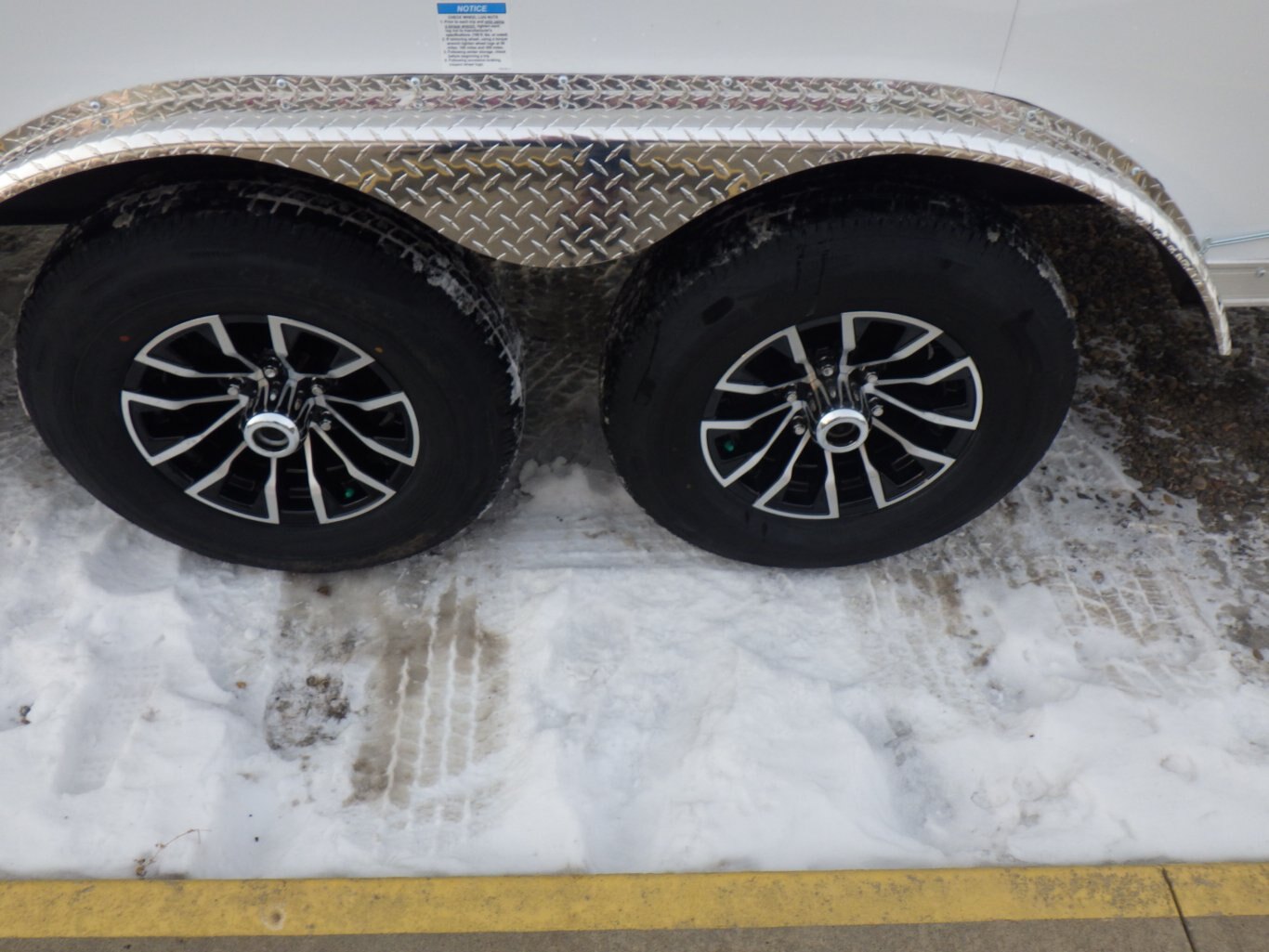 2026 CARGO MATE SILVER CROWN EDITION 8.5 X 24 OFFICE TRAILER #805330