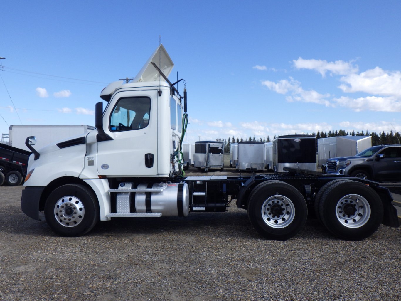 2019 FREIGHTLINER CASCADIA EVOLUTION DAY CAB TRACTOR #0089