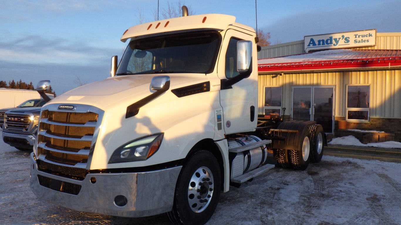 2019 Freightliner T12664ST Evolution Day Cab #9565