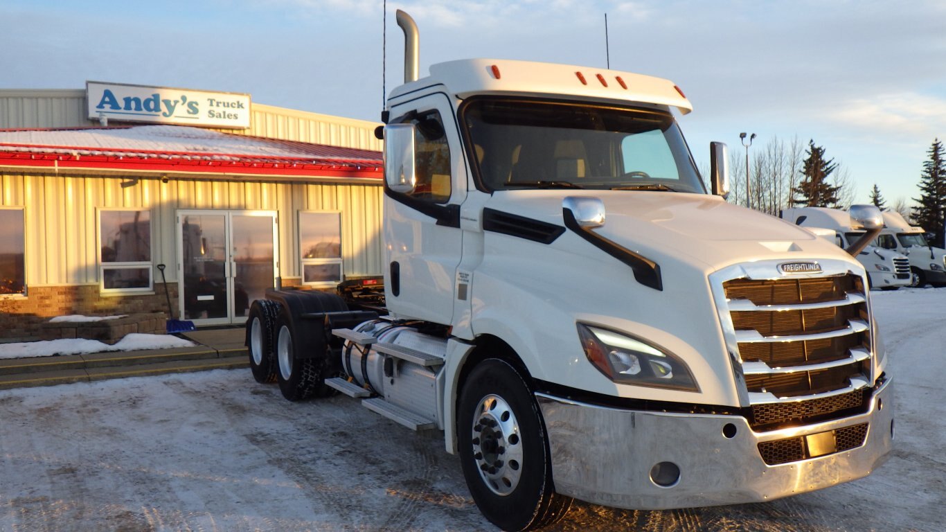 2019 Freightliner T12664ST Evolution Day Cab #9565