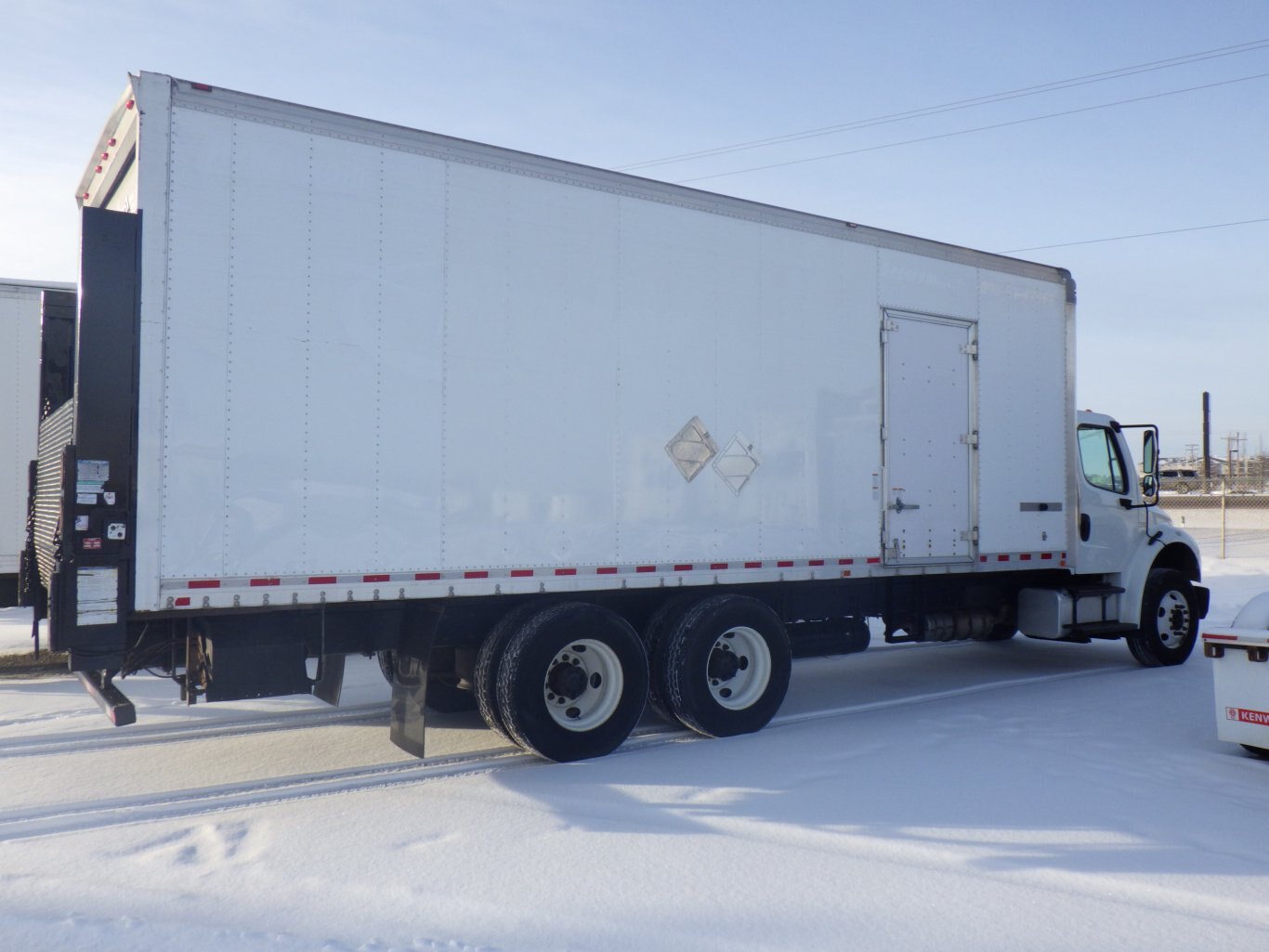 2018 Freightliner M2 106 Tandem with 26 Ft Dry Van #3442