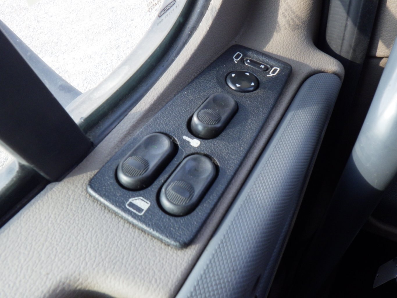 2019 FREIGHTLINER CASCADIA DAY CAB #2586