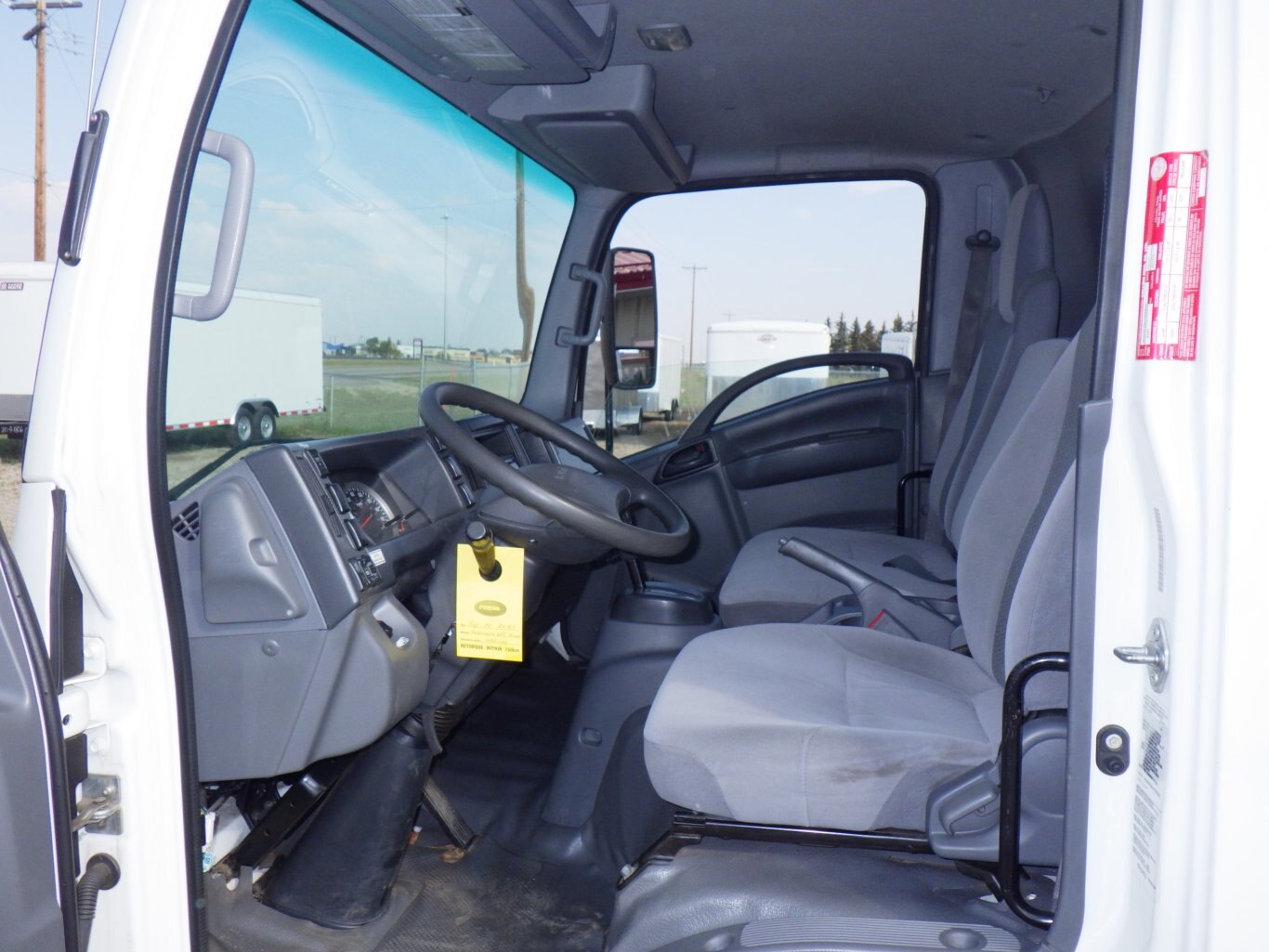 2018 ISUZU NQR LIGHT DUTY BOX TRUCK #0826