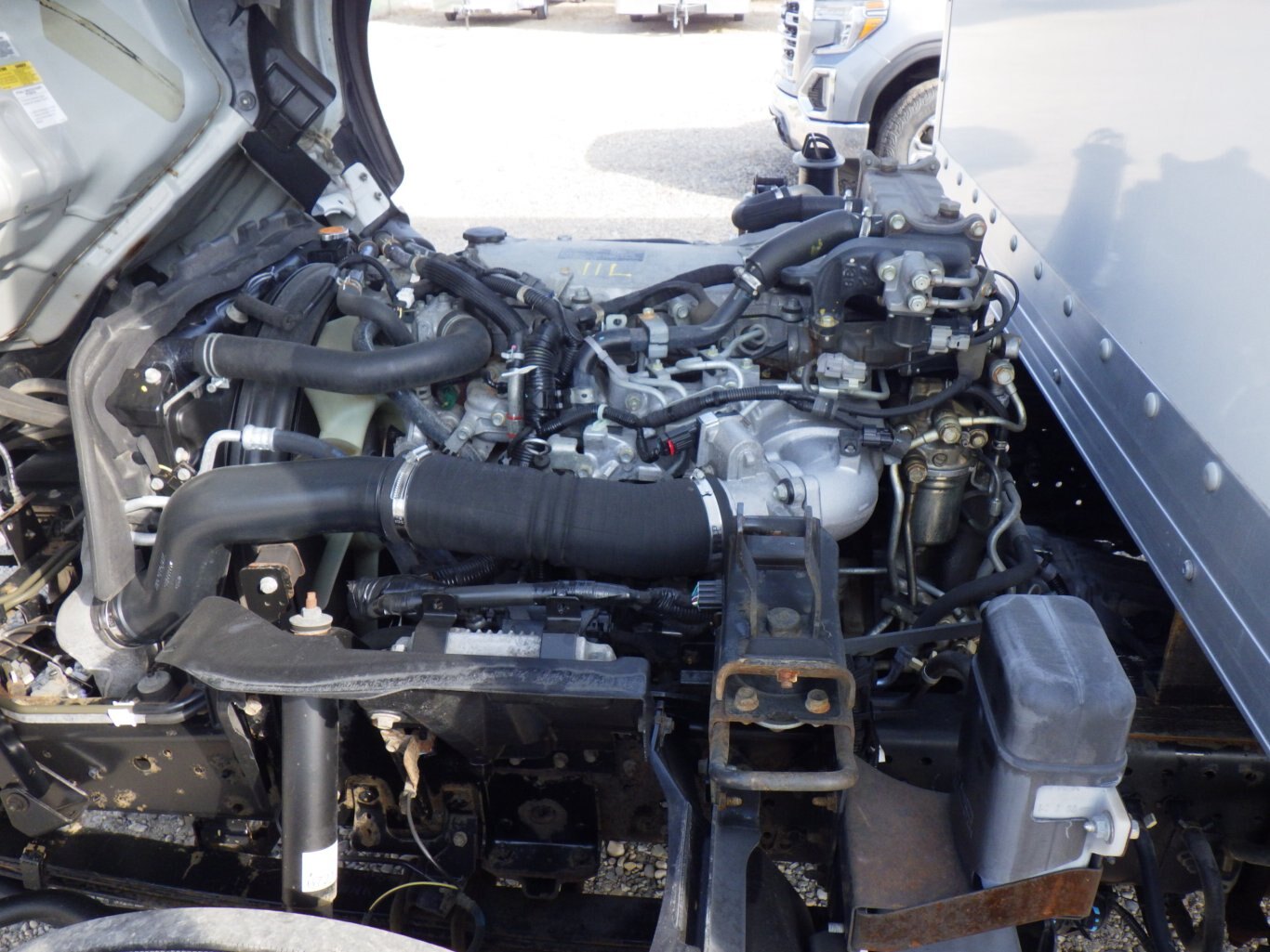 2018 ISUZU NQR LIGHT DUTY BOX TRUCK #0826