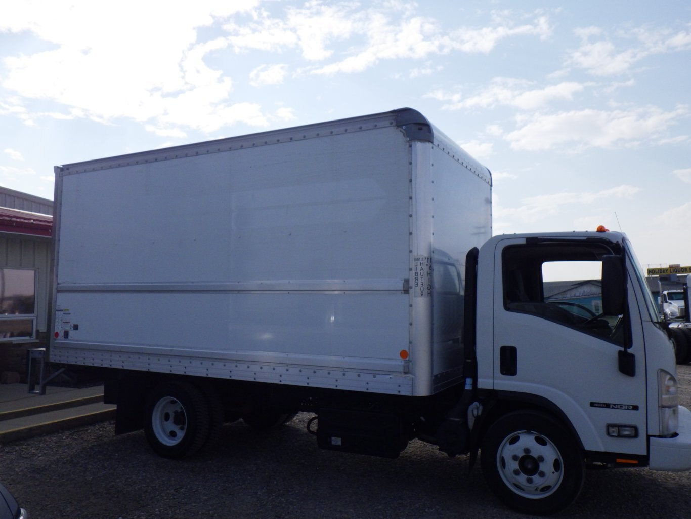 2018 ISUZU NQR LIGHT DUTY BOX TRUCK #0826