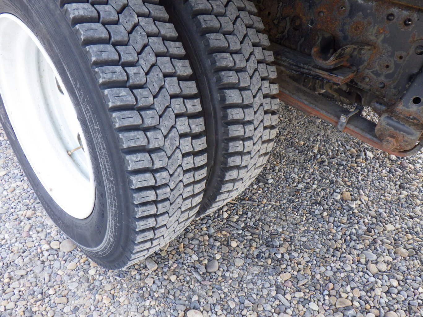 2018 ISUZU NQR LIGHT DUTY BOX TRUCK #0826