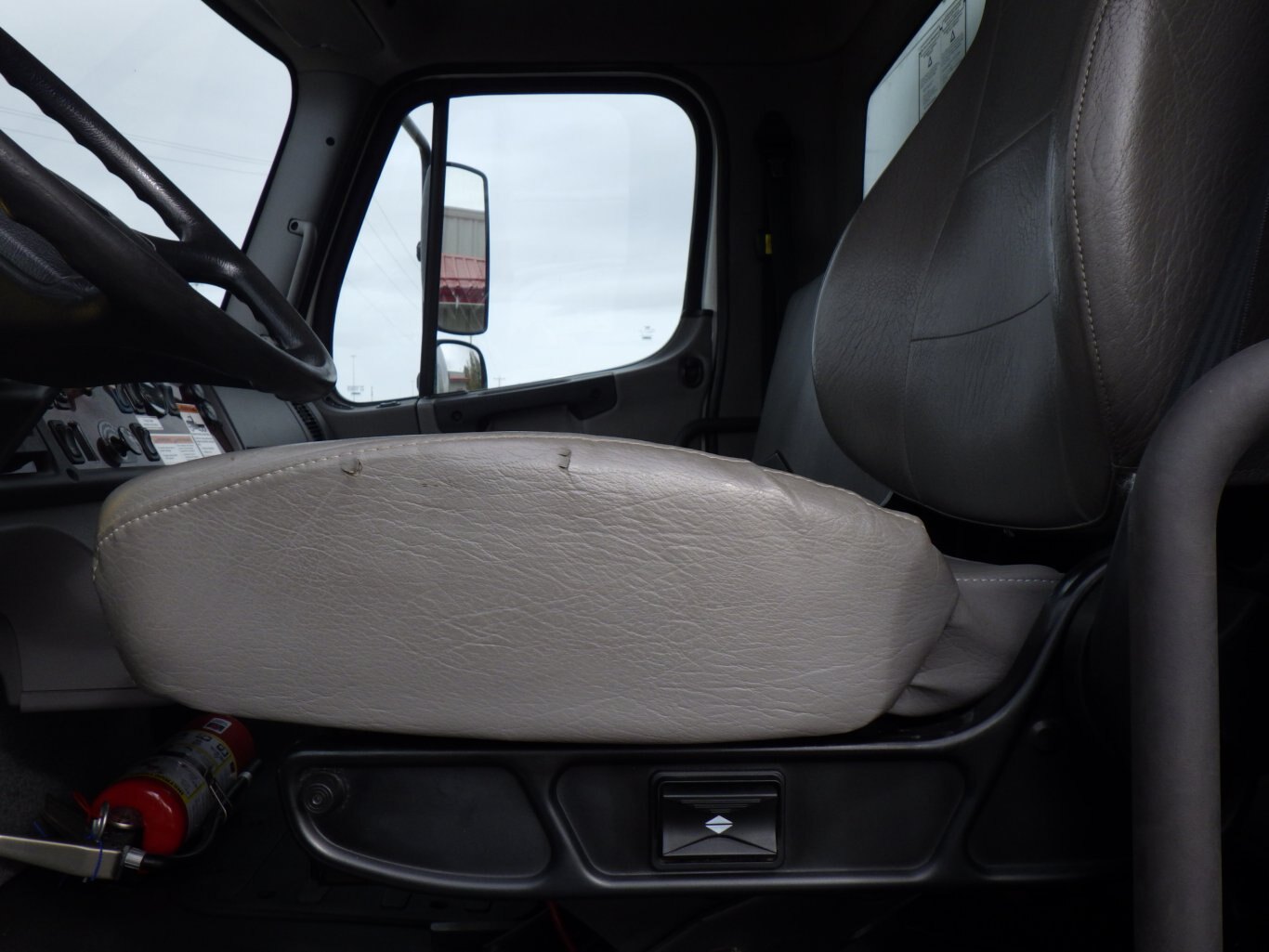 SOLD 2019 FREIGHTLINER M2 106 with 26 FT DRY VAN #3974