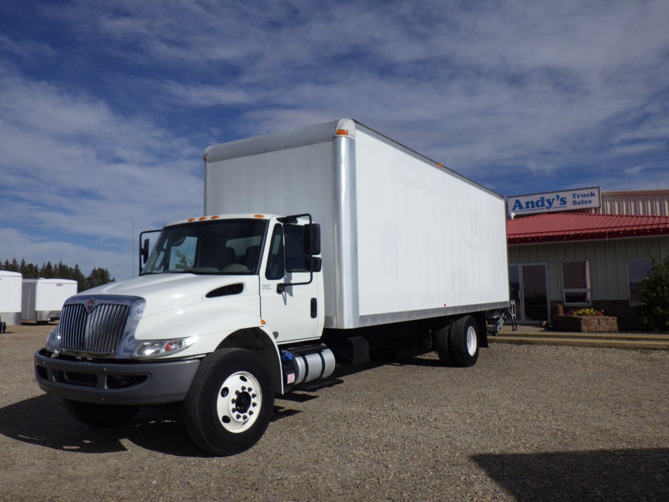 2018 INTERNATIONAL 4300 WITH 26 FT. MULTI VANS DRY VAN #3340