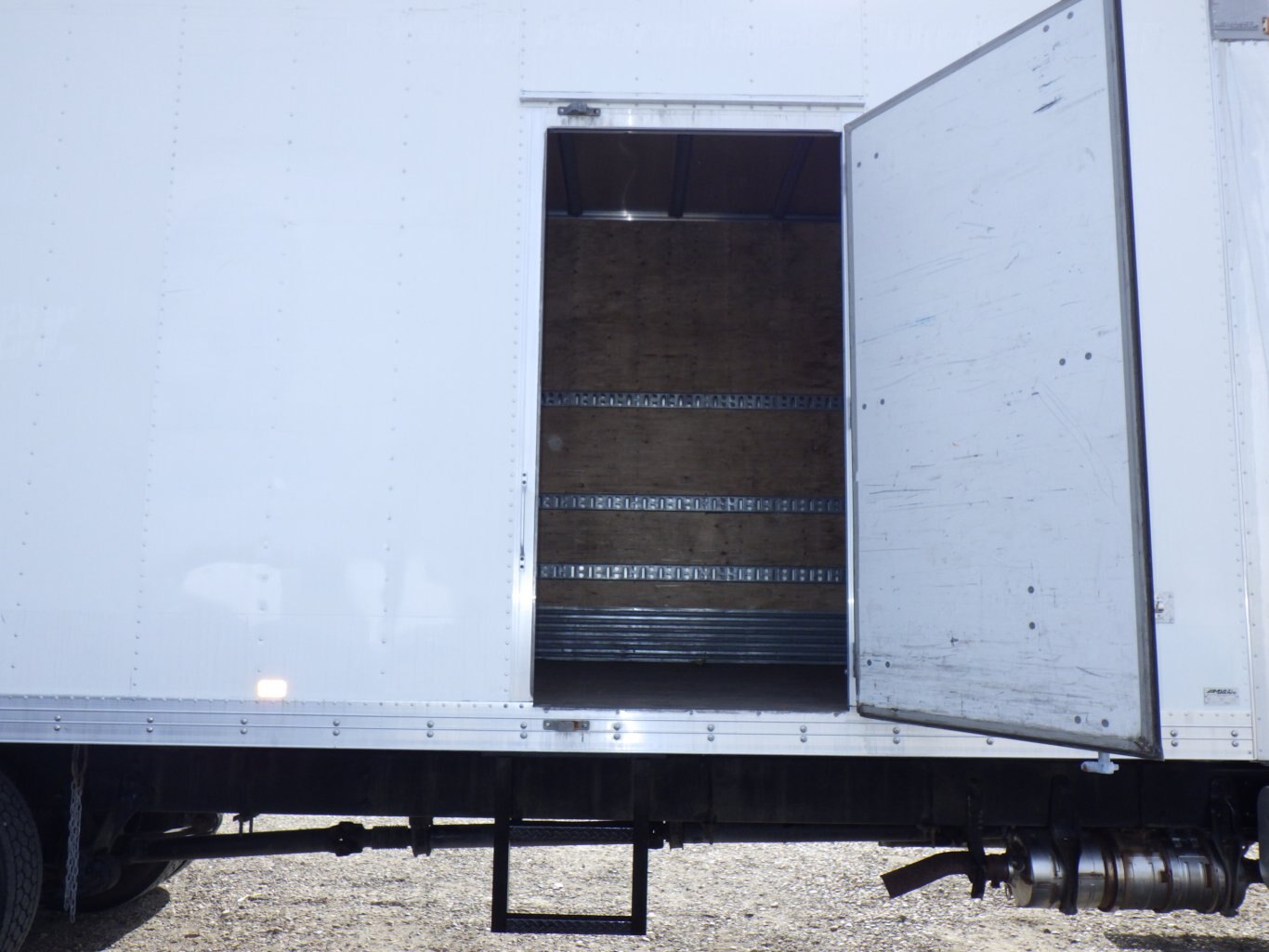 2018 INTERNATIONAL 4300 WITH 26 FT. MULTI VANS DRY VAN #3340