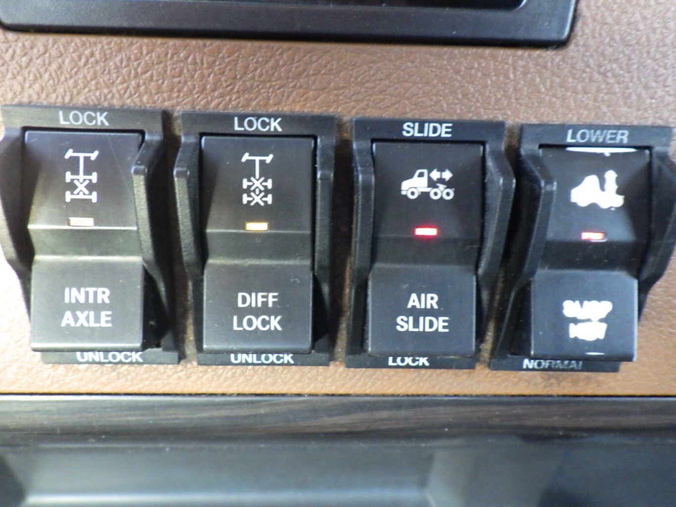 2020 FREIGHTLINER T11664ST EVOLUTION DAY CAB TRACTOR #3474