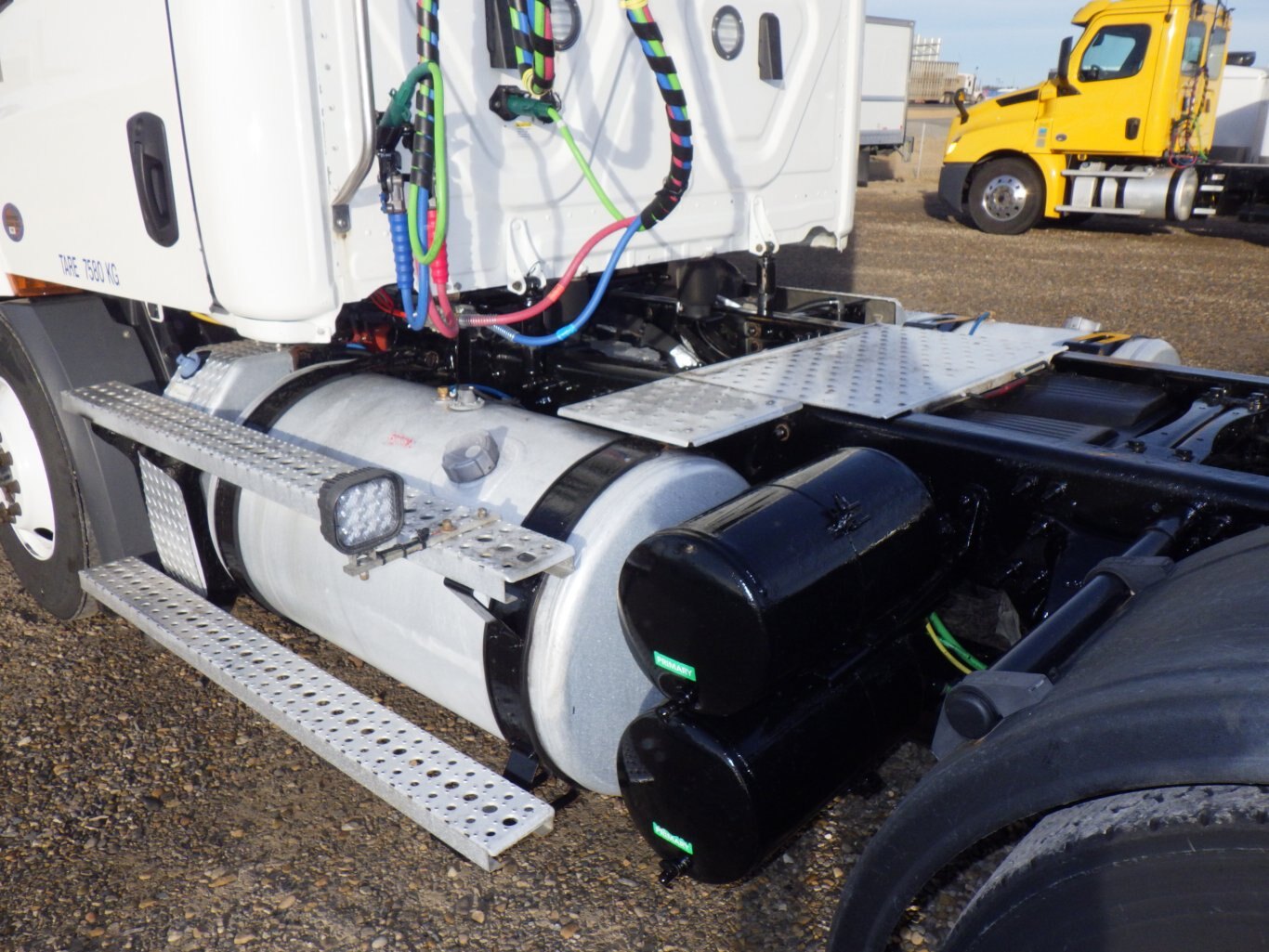 2020 FREIGHTLINER T11664ST EVOLUTION DAY CAB TRACTOR #3474