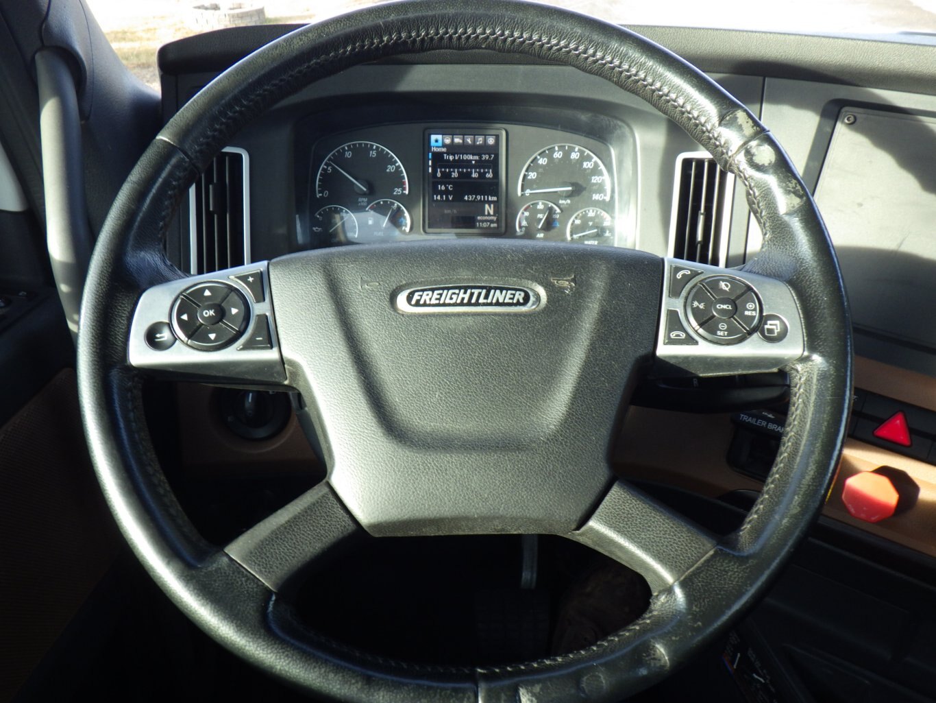 2020 FREIGHTLINER T11664ST EVOLUTION DAY CAB TRACTOR #3474