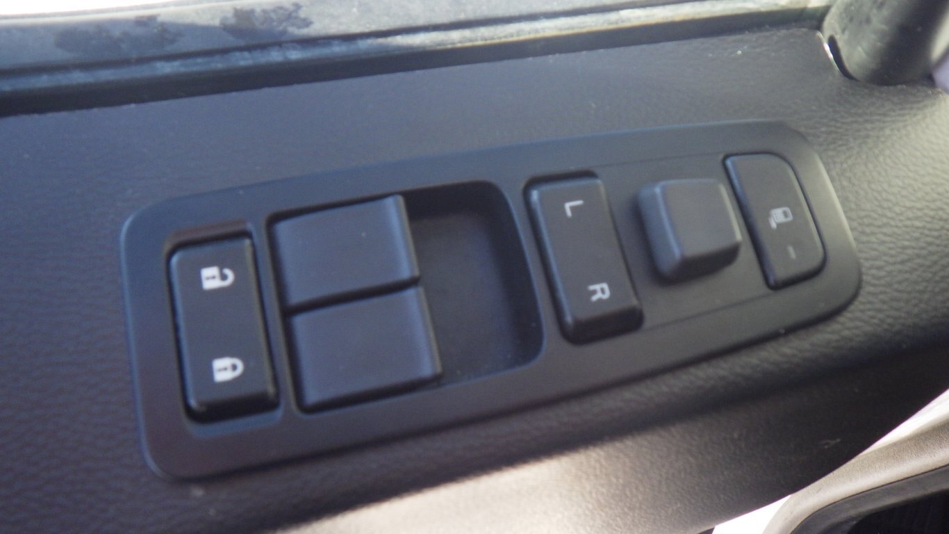 2023 KENWORTH T880 DAY CAB TRACTOR #1985