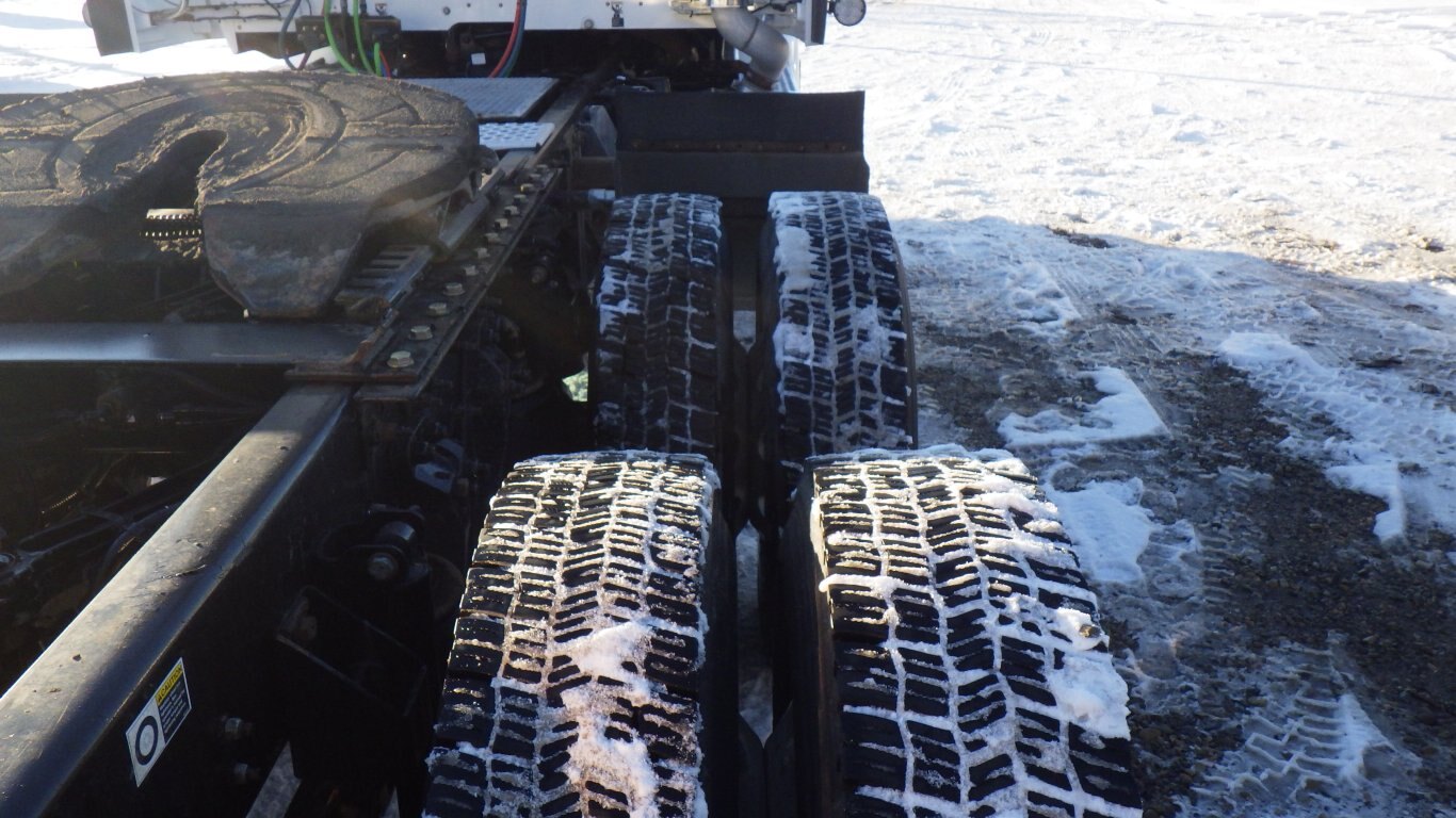 2023 KENWORTH T880 DAY CAB TRACTOR #1991