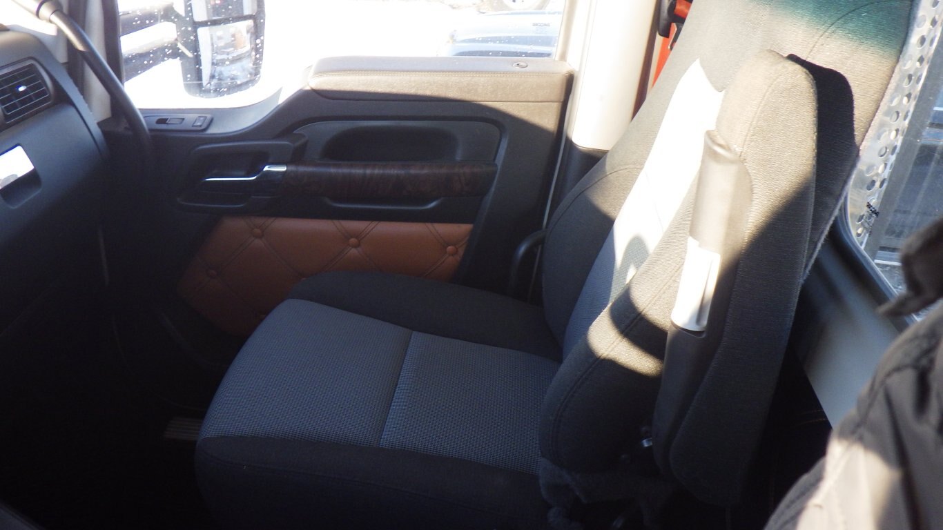 2023 KENWORTH T880 DAY CAB TRACTOR #1991