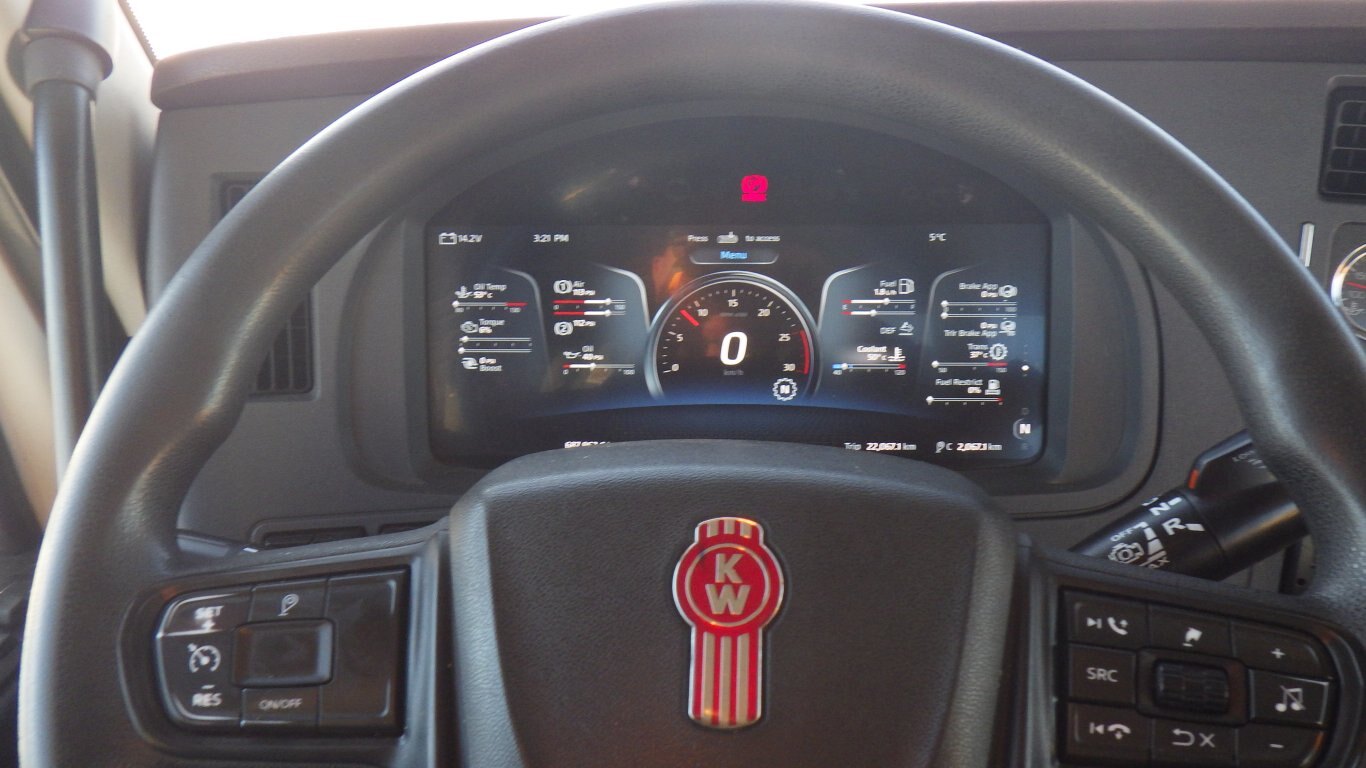 2023 KENWORTH T880 DAY CAB TRACTOR #1991