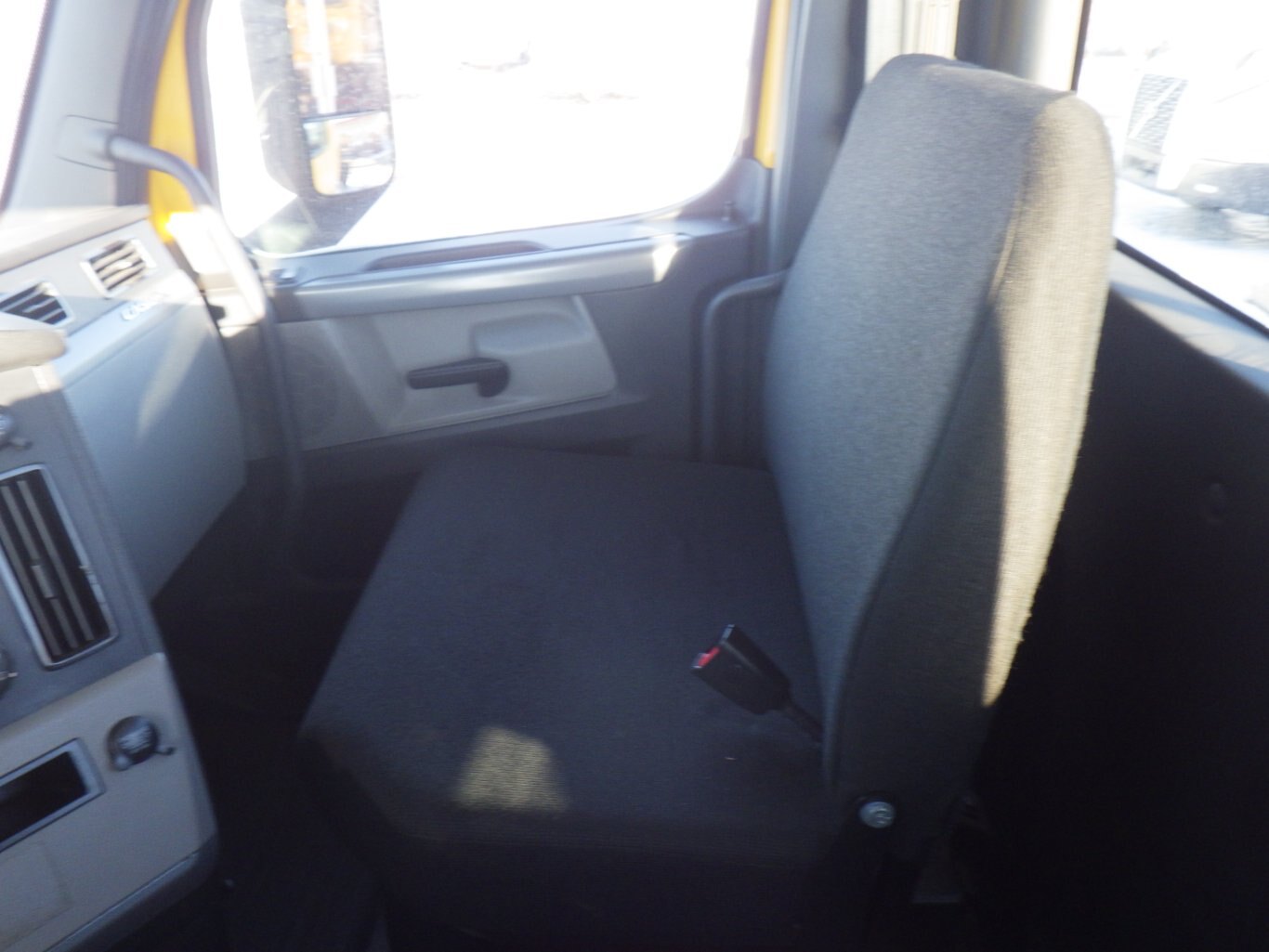 SOLD 2020 FREIGHTLINER T12642ST EVOLUTION SINGLE AXLE DAY CAB #1867