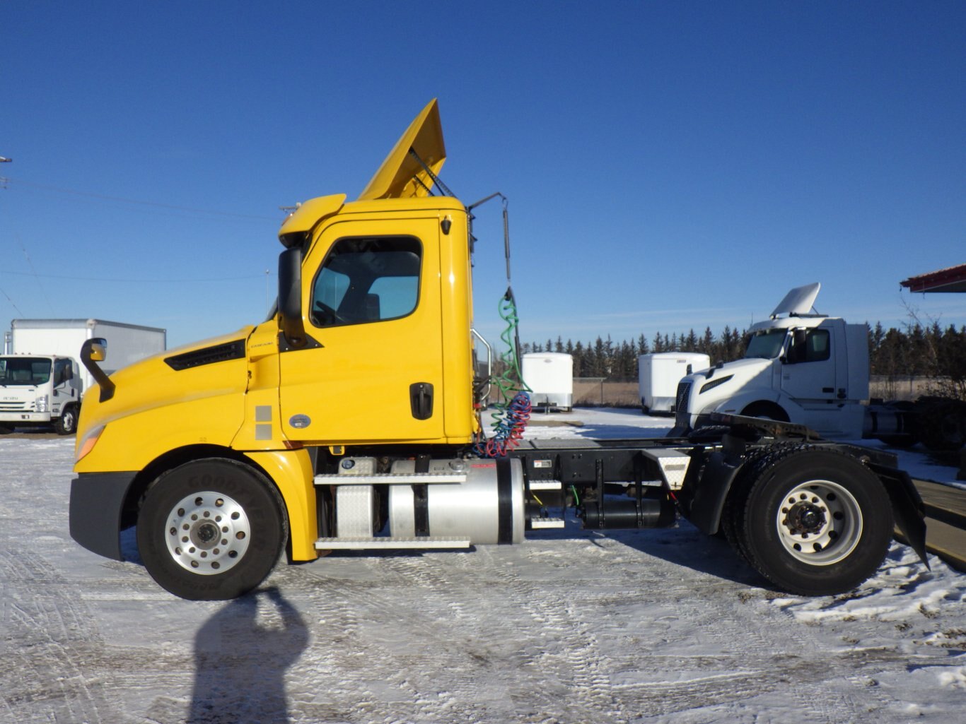 SOLD 2020 FREIGHTLINER T12642ST EVOLUTION SINGLE AXLE DAY CAB #1867