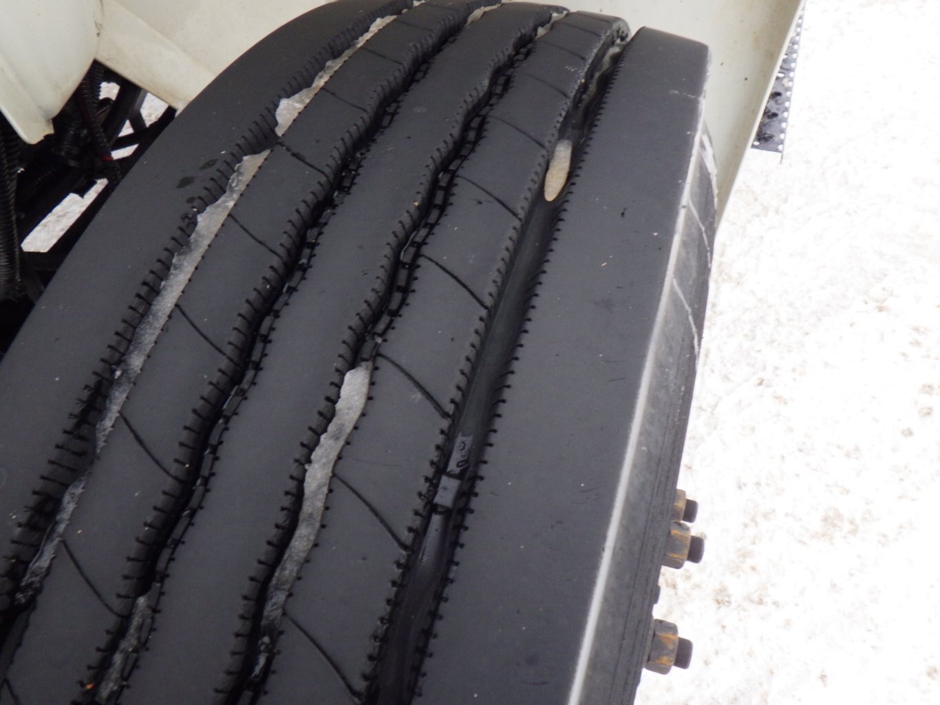 2019 International 4300 w/ 26' Dry Van #6272