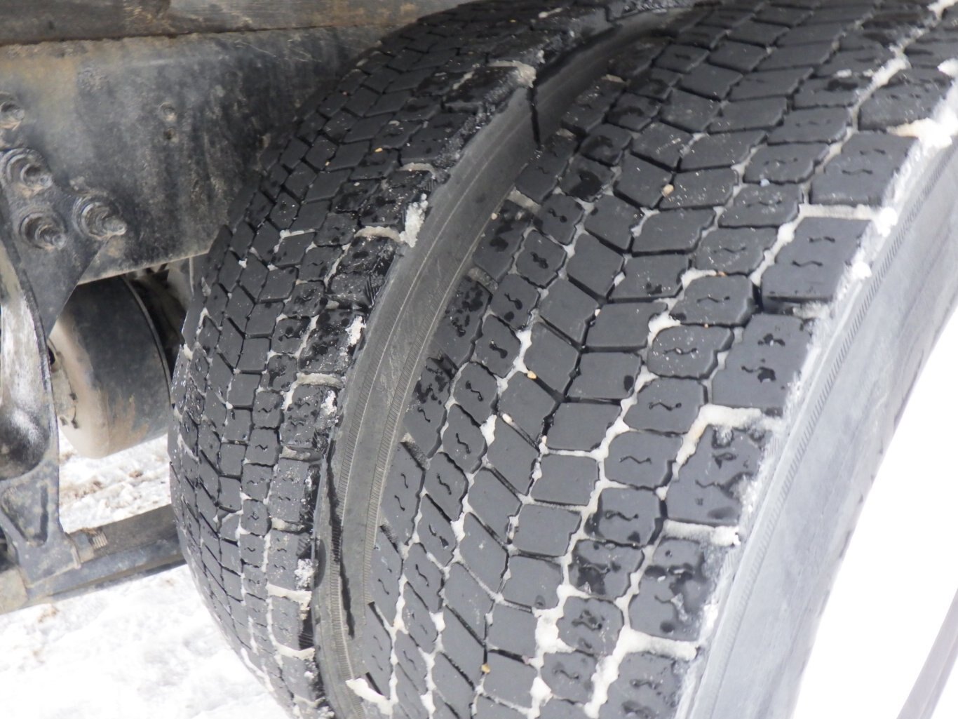 2019 International 4300 w/ 26' Dry Van #6272