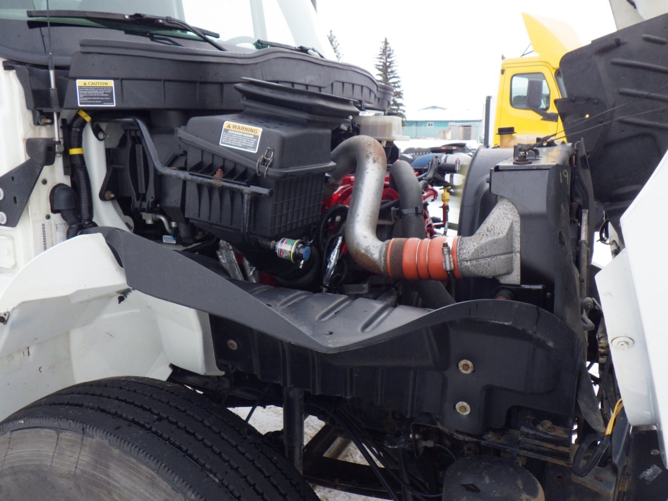 2019 International 4300 w/ 26' Dry Van #6272