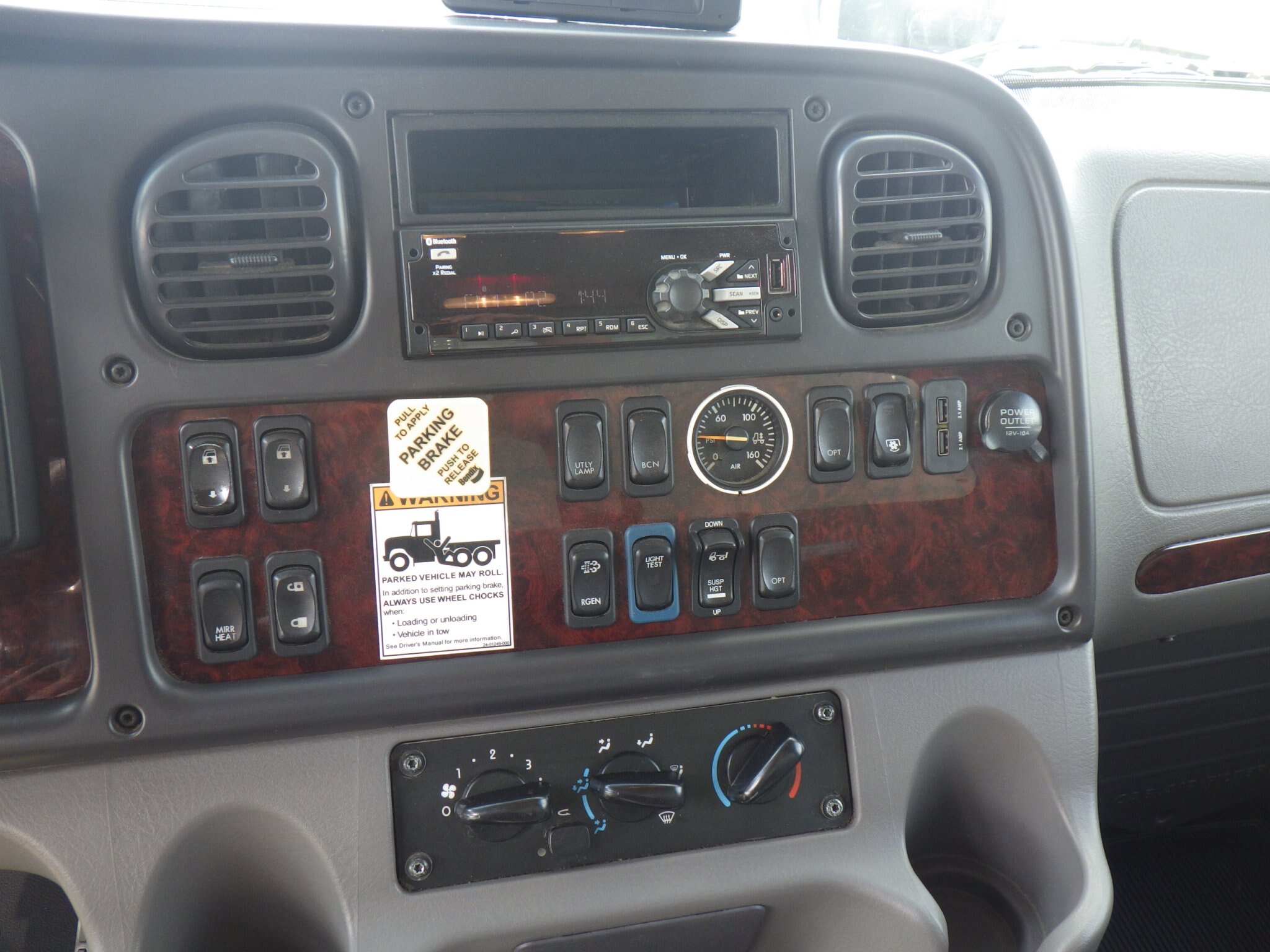 2021 Freightliner M2 106 with 24 Ft Morgan Dry Van #5769