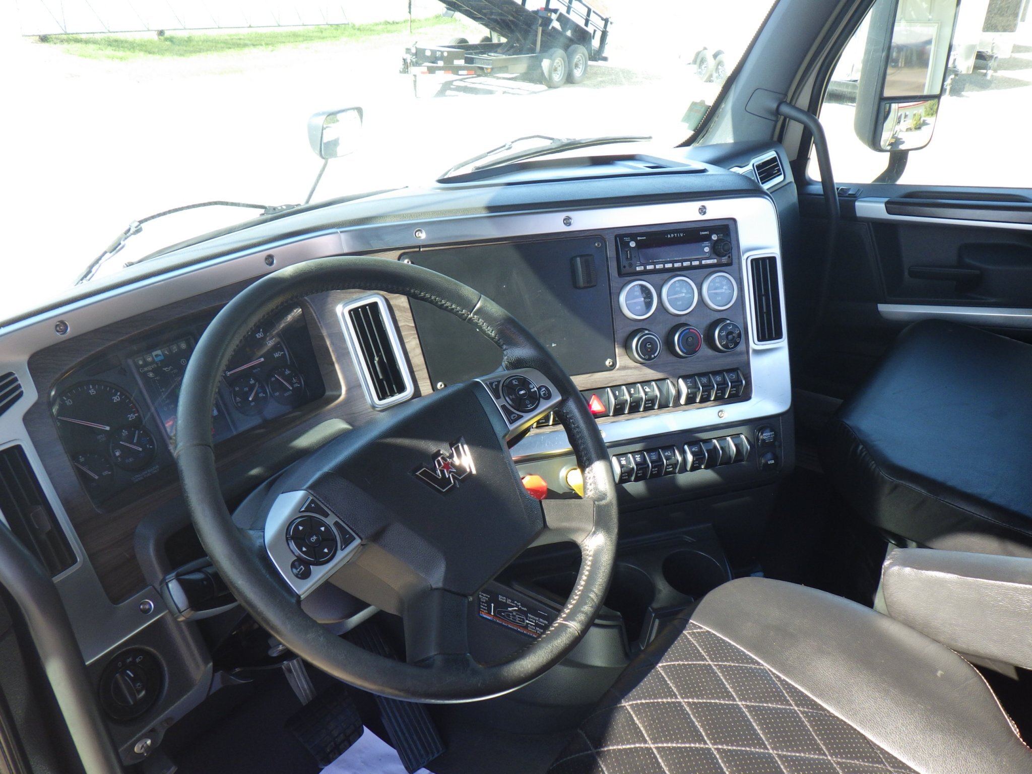 2023 Western Star 57X Day Cab Tractor #7791