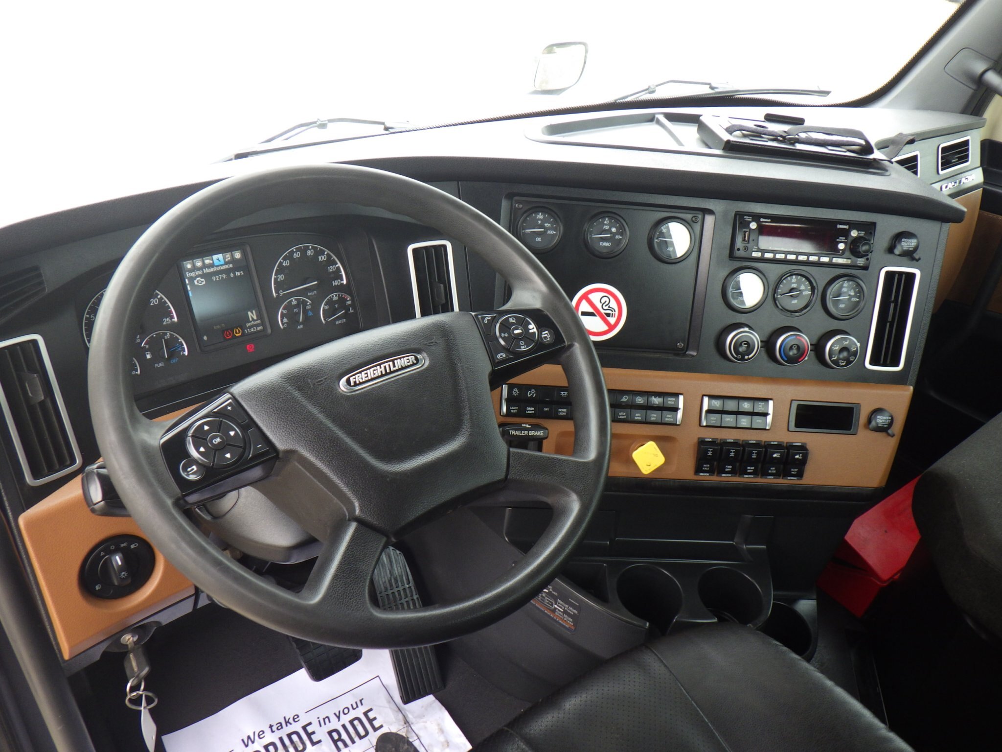 2023 FREIGHTLINER CASCADIA DAY CAB TRACTOR #2688