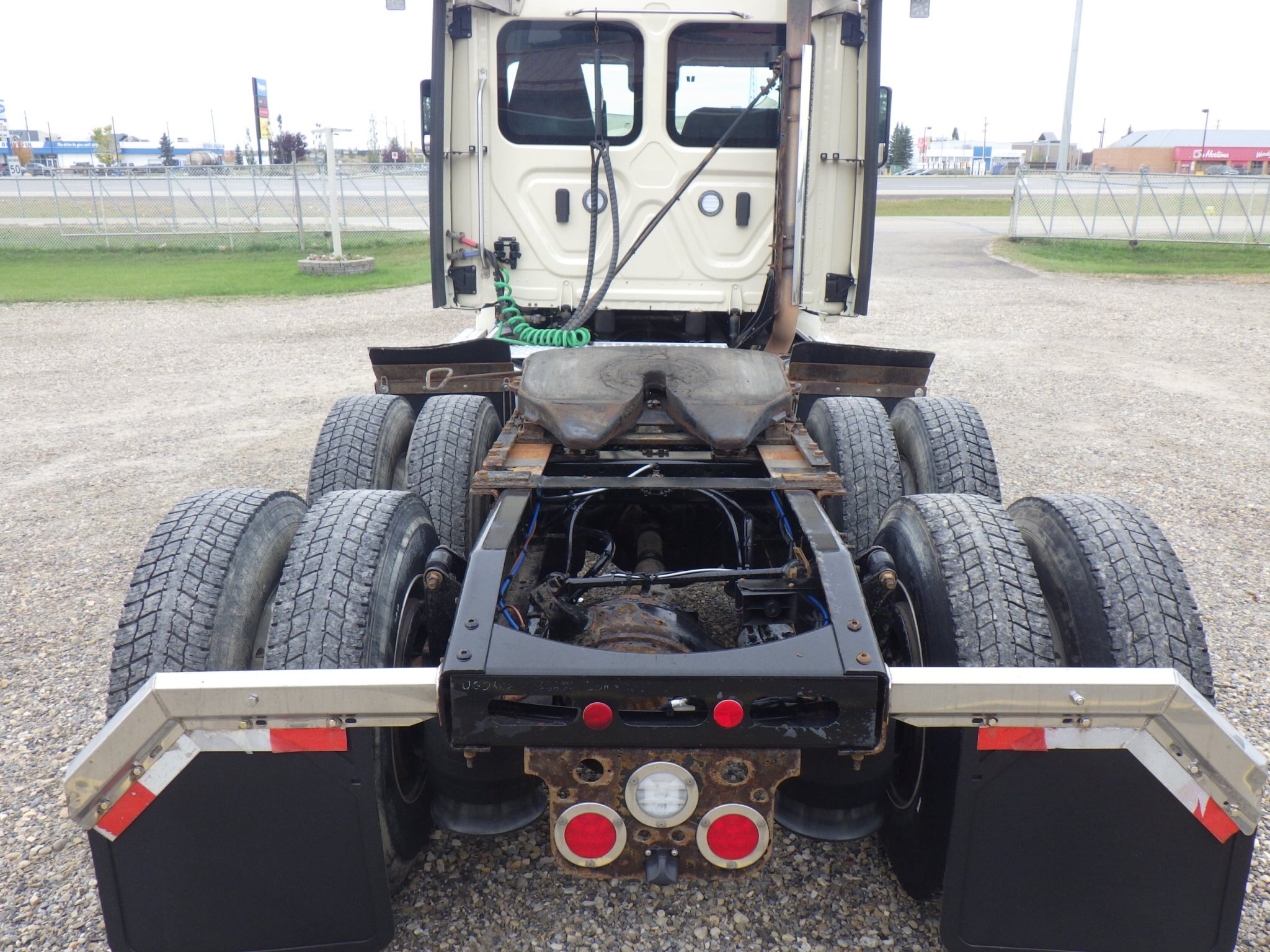 2023 FREIGHTLINER CASCADIA DAY CAB TRACTOR #2688