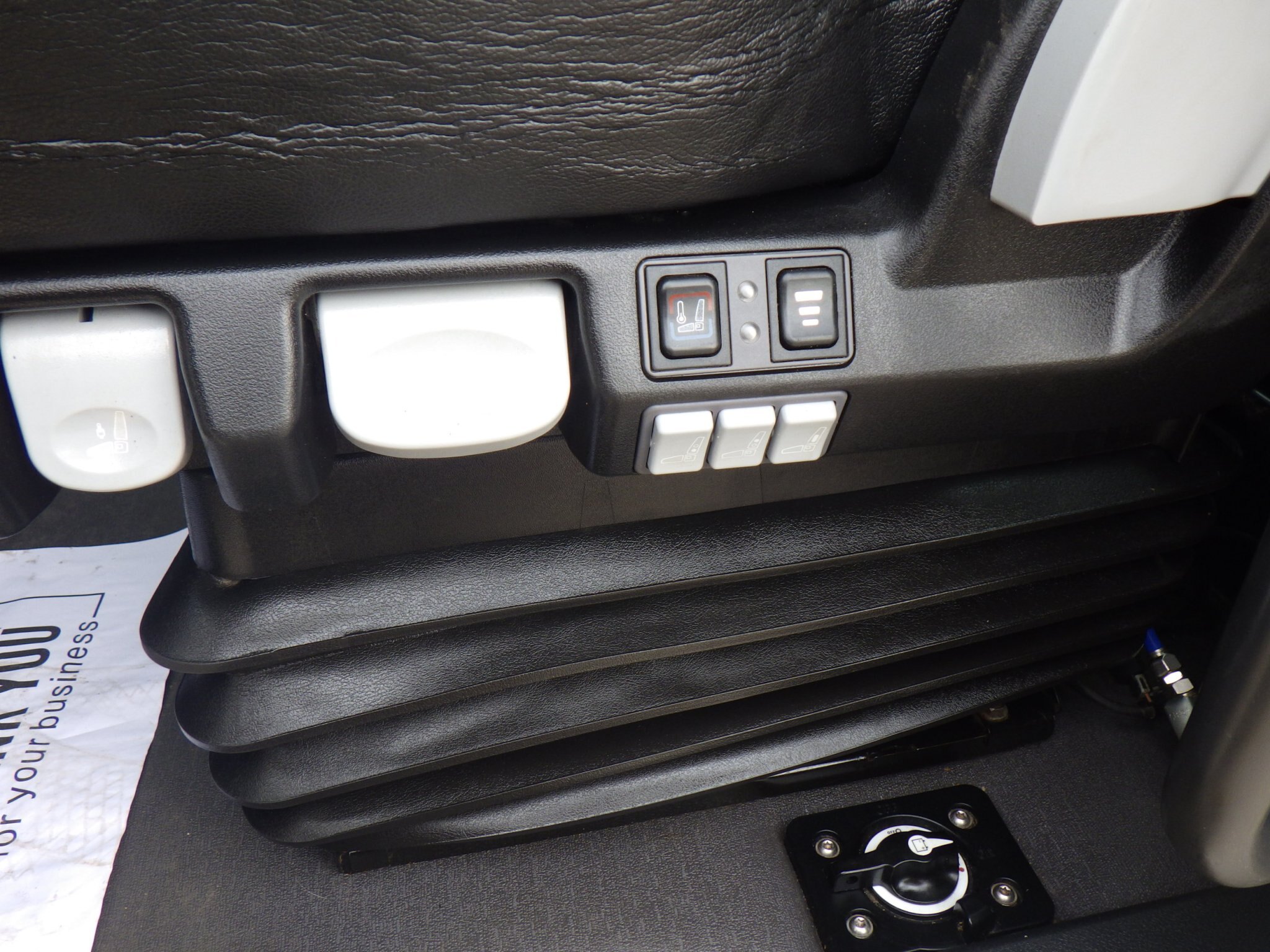 2023 FREIGHTLINER CASCADIA DAY CAB TRACTOR #2688