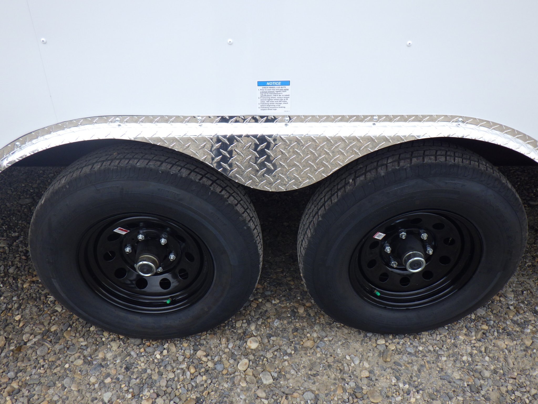 2027 CARGO MATE BLAZER 8.5 X 24 ENCLOSED #807865