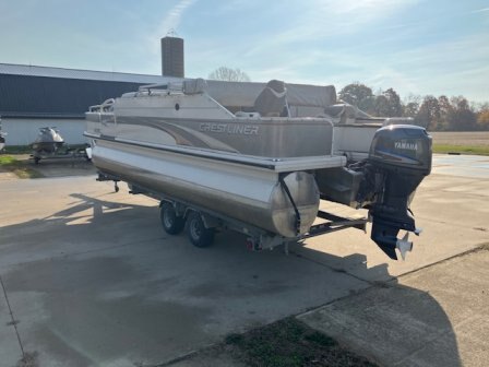 2004 CRESTLINER 2785 CFI