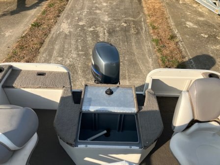 2004 CRESTLINER 2785 CFI