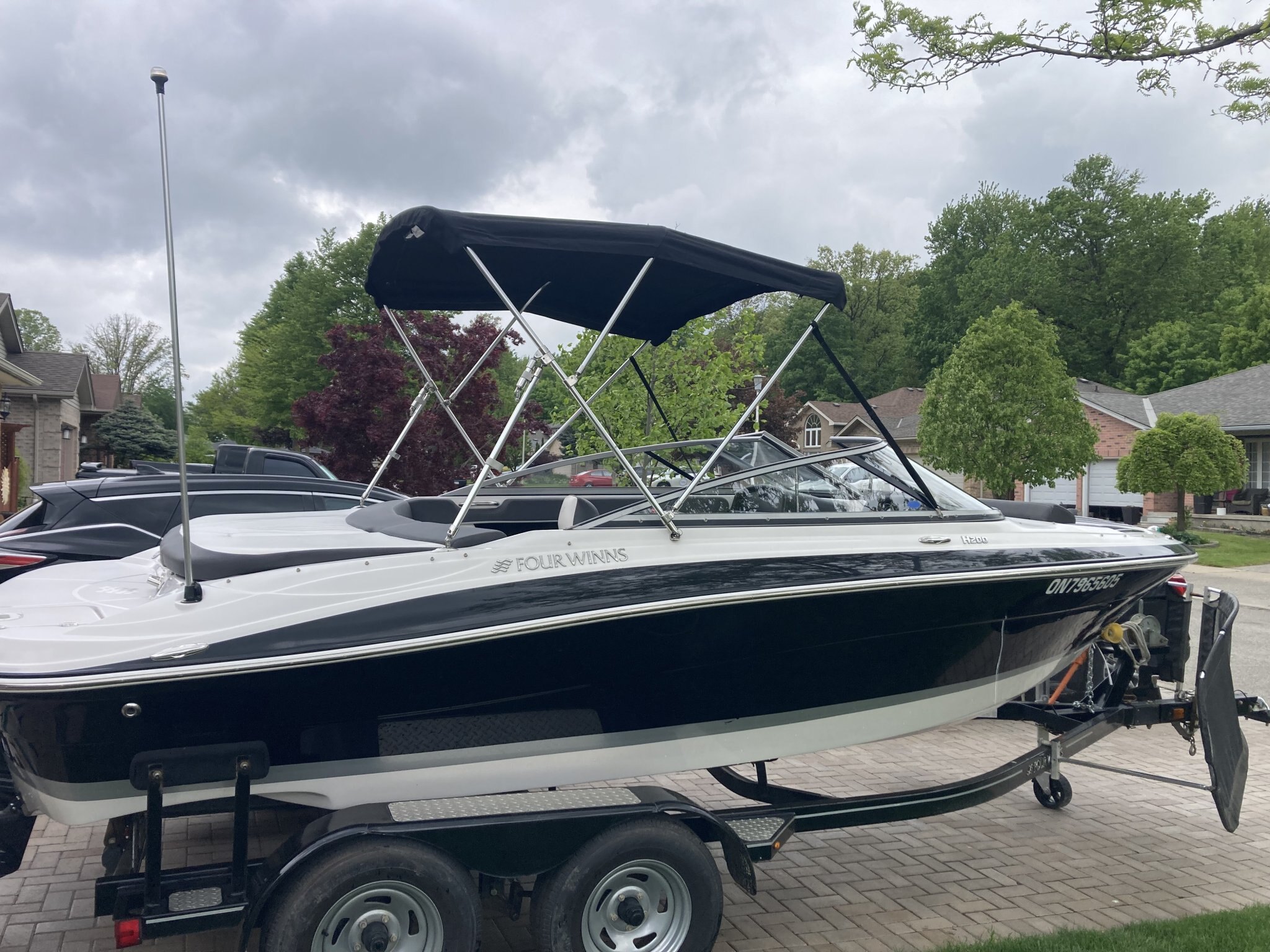 2012 Four Winns H200