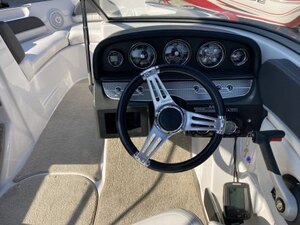 2012 Four Winns H200