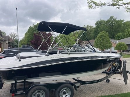 2012 Four Winns H200