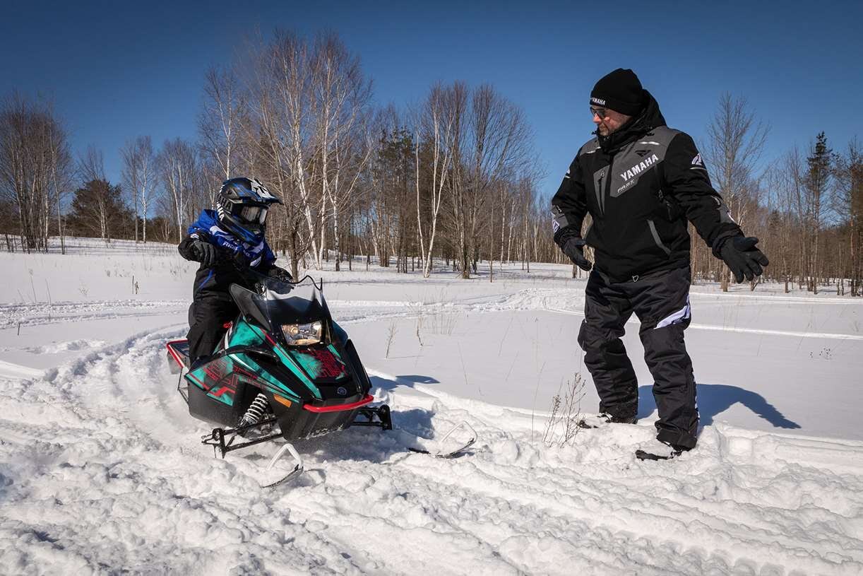 2023 Yamaha SNOSCOOT ES Black/Mint