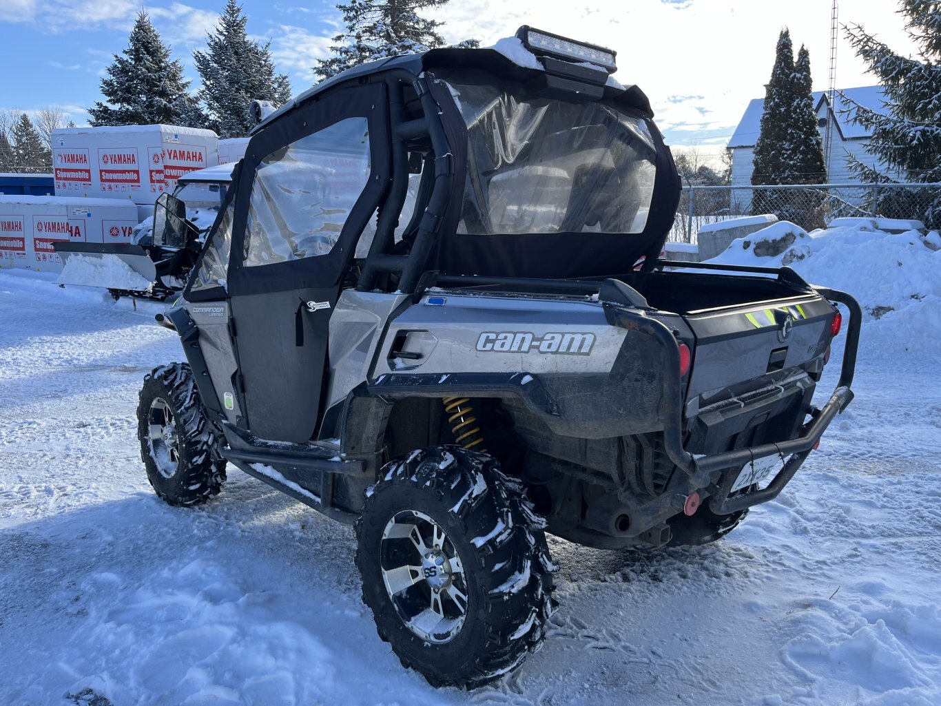 Consignment 2012 Can Am Commander 1000