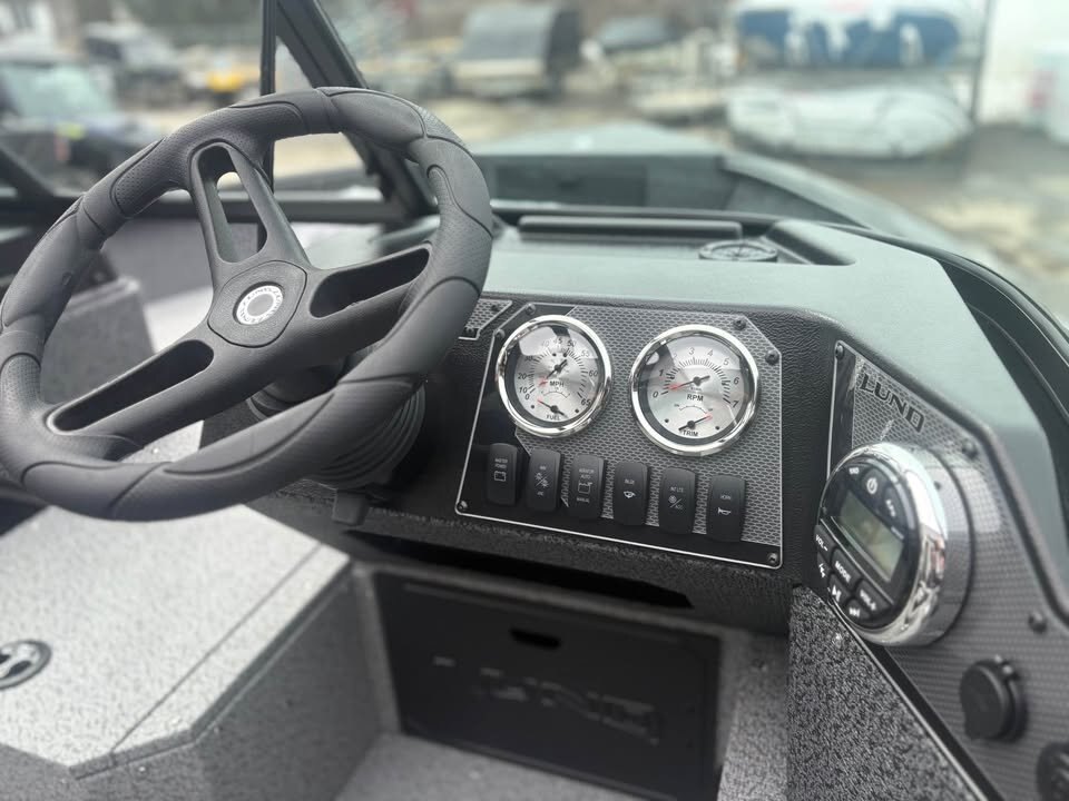 2026 LUND 1700 EXPLORER SPORT MERCURY 90