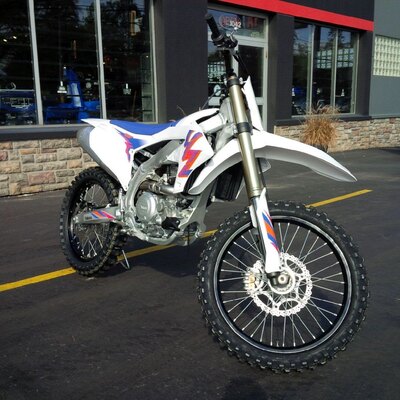 2024 Yamaha YZ450F Anniversary White