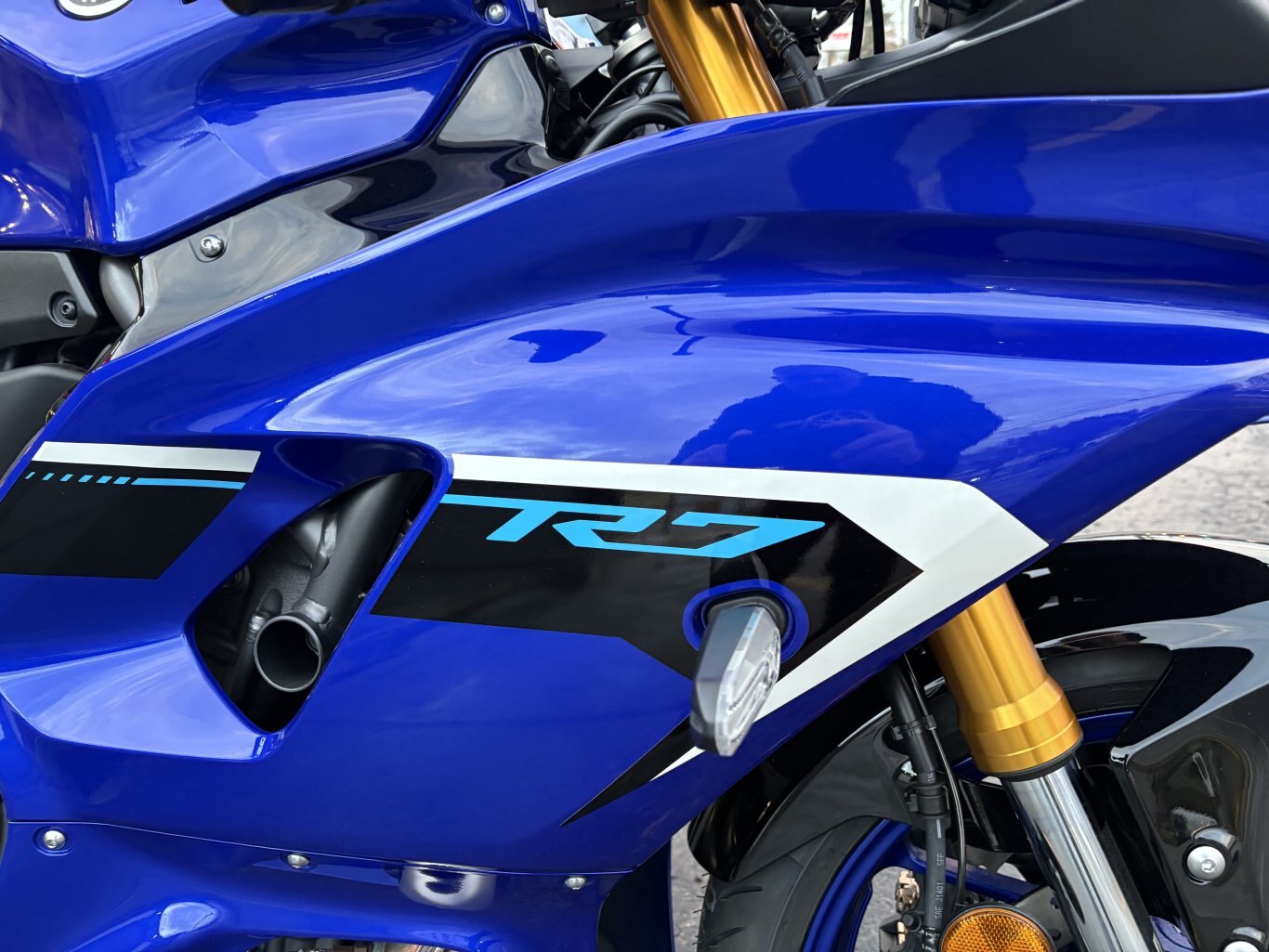 2025 Yamaha YZF R7 Team Yamaha Blue