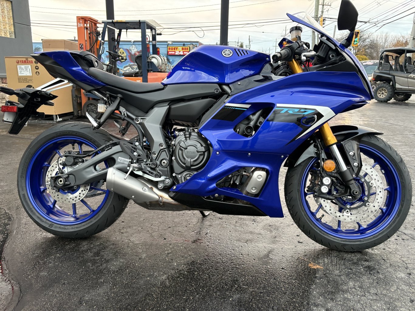 2025 Yamaha YZF R7 Team Yamaha Blue