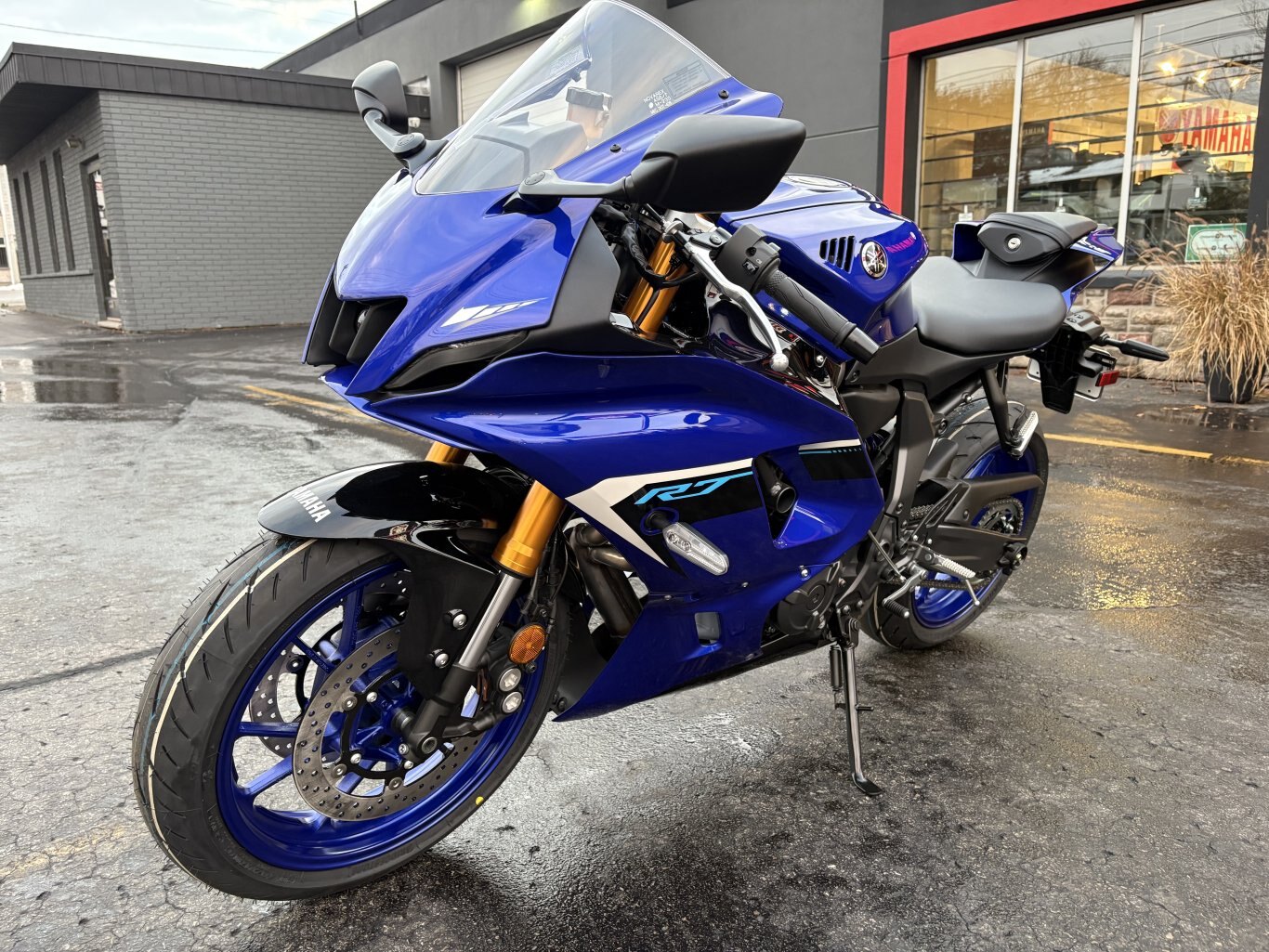 2025 Yamaha YZF R7 Team Yamaha Blue