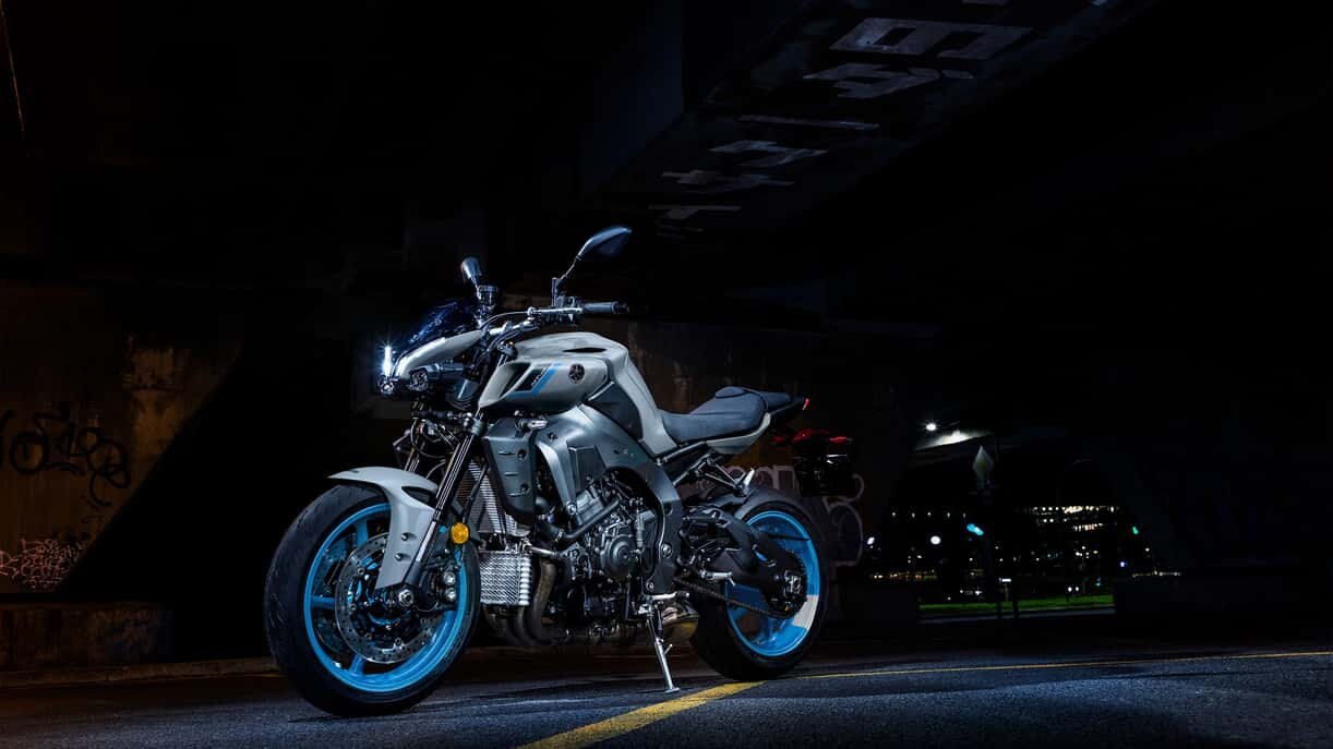 2025 Yamaha MT 10 Matte Raven Black