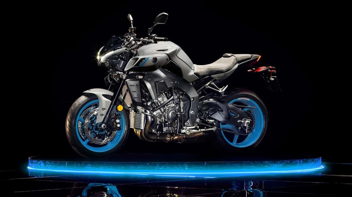 2025 Yamaha MT 10 Matte Raven Black