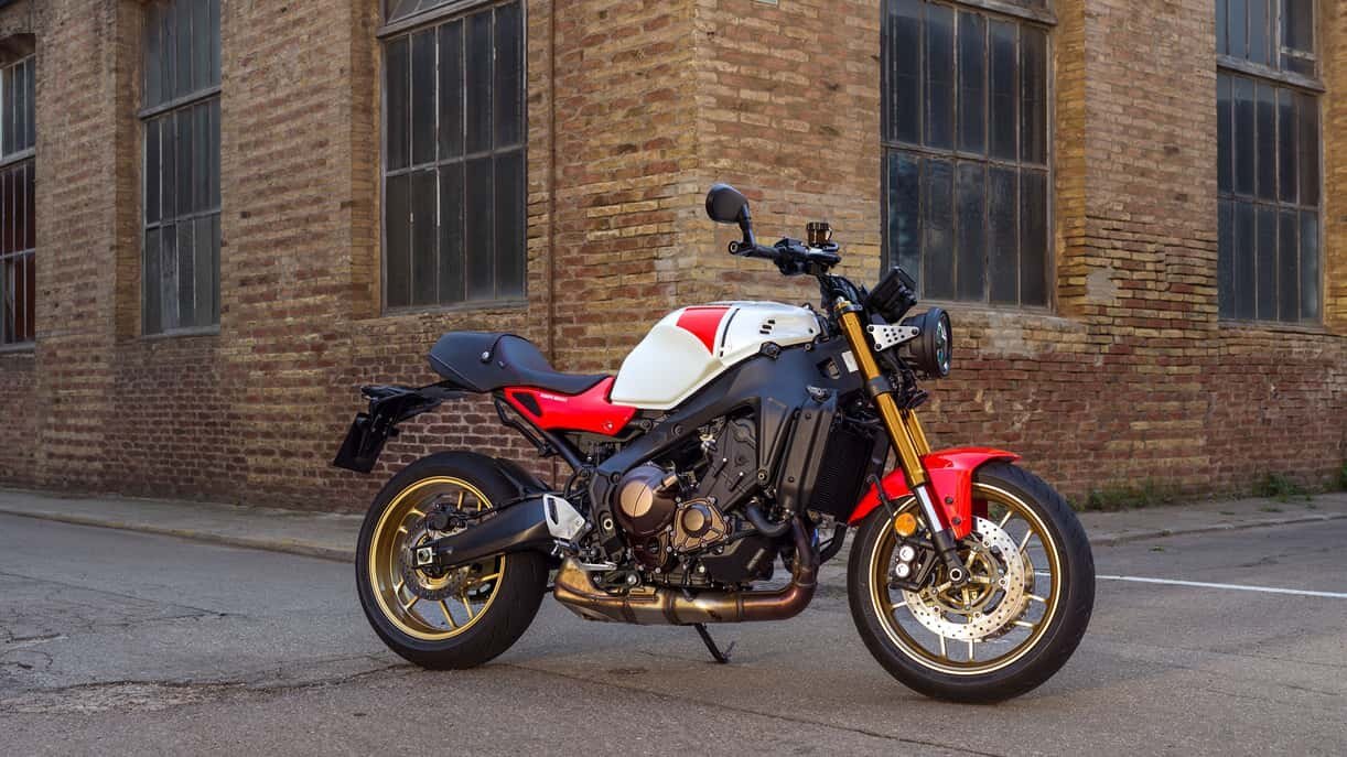 2025 Yamaha XSR900 Heritage White