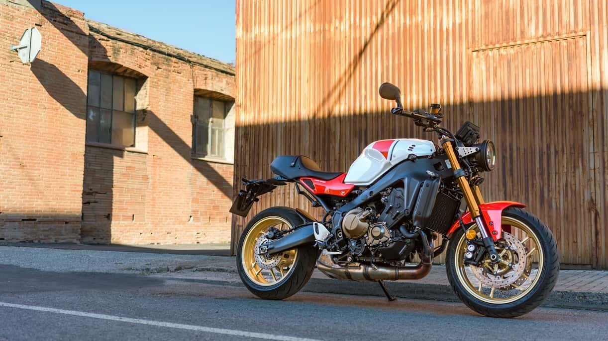 2025 Yamaha XSR900 Heritage White